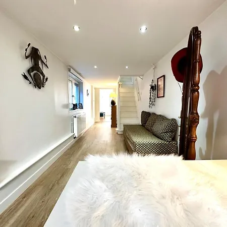 L'abbevilloise Revisitee Villa